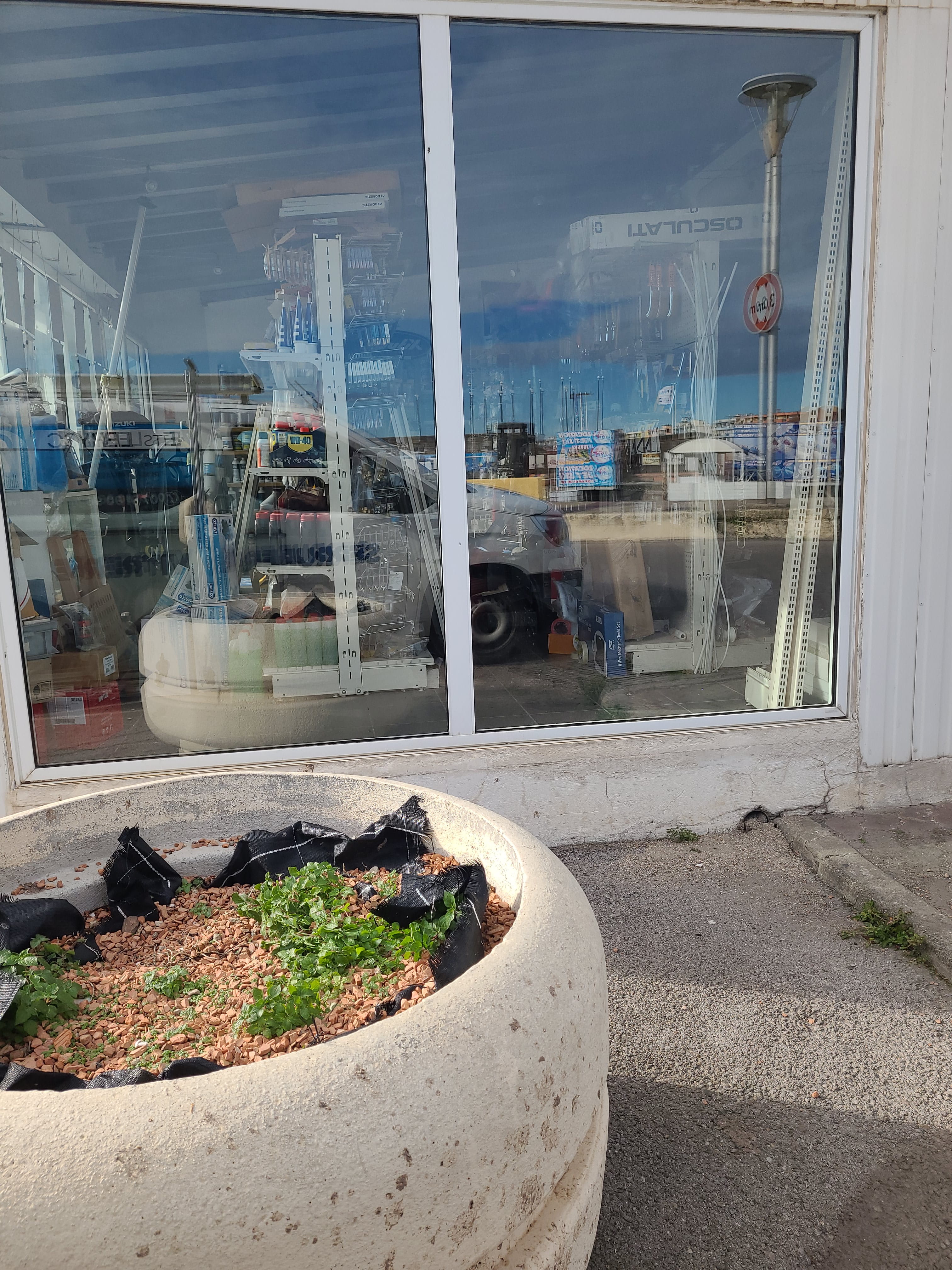 Vitrage clair magasin